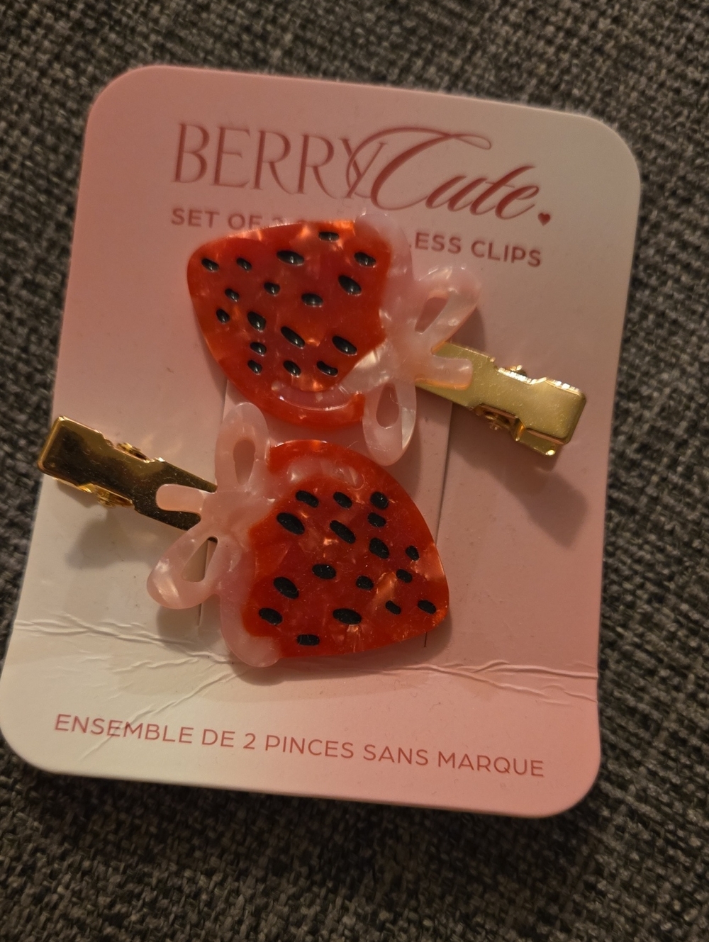 By Anthropologie Berry Cute Crease-Free Hair Clips, Set of 2 & Mini Brush - Picture 7 of 7